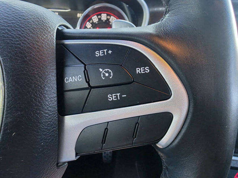 2016 Dodge Challenger SXT Plus