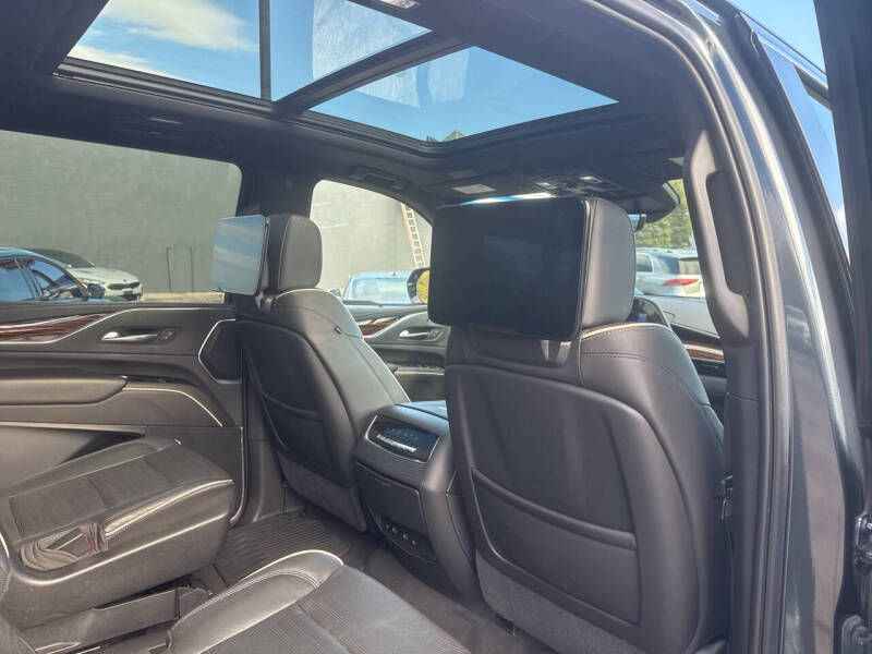 2021 Cadillac Escalade ESV Premium Luxury