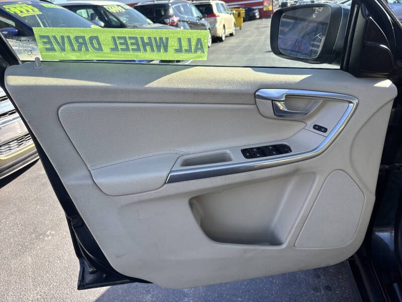 2014 Volvo XC60 T6 Premier Plus