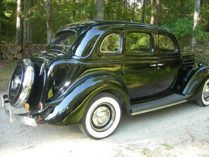 1936 Ford Deluxe