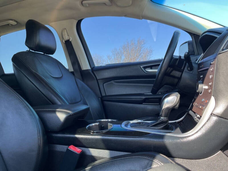 2016 Ford Edge Titanium