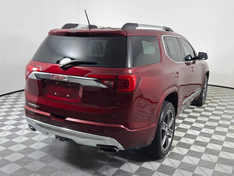 2017 GMC Acadia Denali