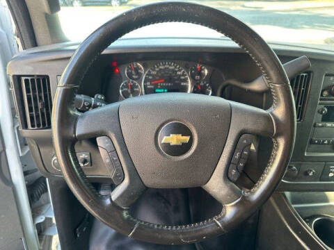 2020 Chevrolet Express 2500