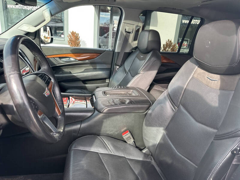 2017 Cadillac Escalade ESV Premium Luxury