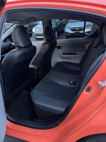 2012 Toyota Prius c Four