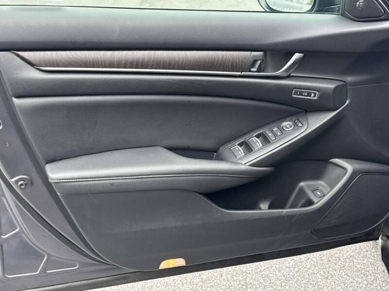 2020 Honda Accord Hybrid Touring