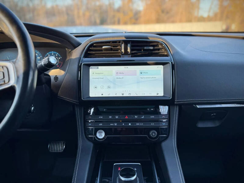 2017 Jaguar F-PACE S