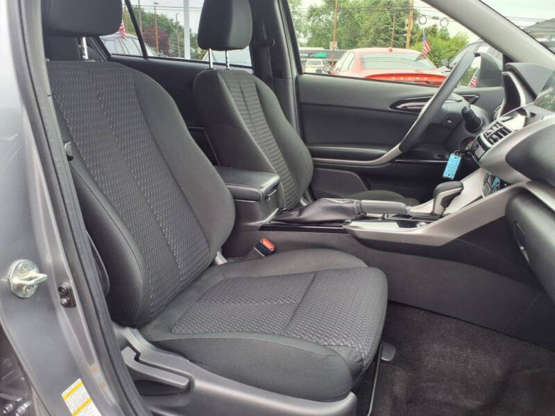 2020 Mitsubishi Eclipse Cross LE