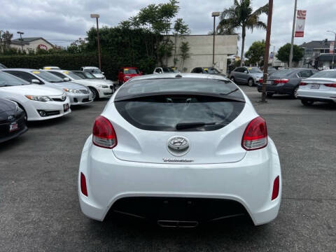 2017 Hyundai Veloster