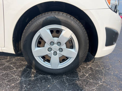 2016 Chevrolet Sonic LS Auto