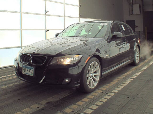 2009 BMW 3 Series for sale at LUXURY IMPORTS AUTO SALES INC in Ham Lake, MN