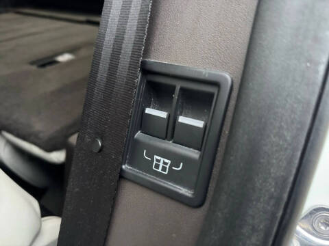 2017 Land Rover Discovery HSE Luxury