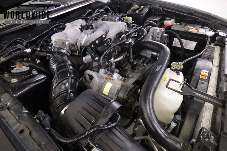 2004 Ford Mustang