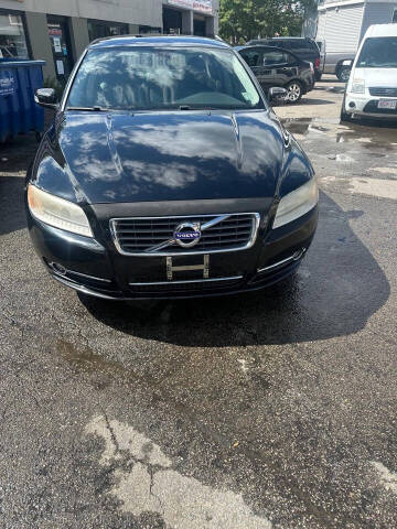 2010 Volvo S80 for sale at Charlie's Auto Sales in Quincy MA