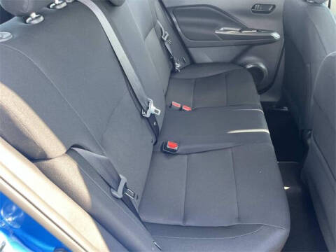 2025 Nissan Kicks Play S