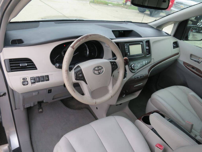 2014 Toyota Sienna