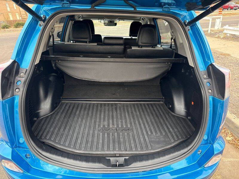 2017 Toyota RAV4 Hybrid Limited