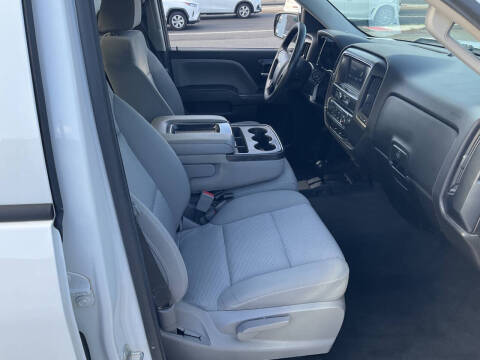 2019 Chevrolet Silverado 1500 LD Custom
