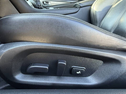 2017 Infiniti Q60 3.0T Premium