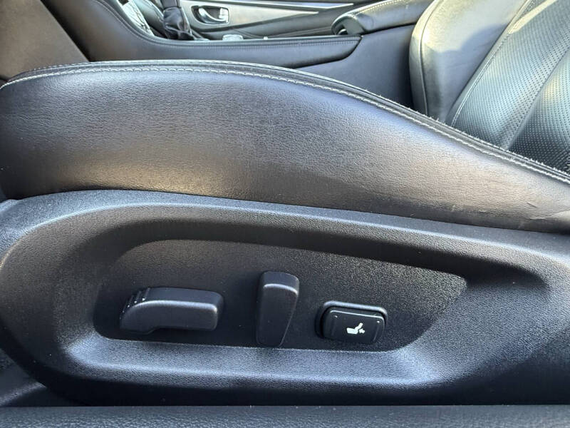 2017 Infiniti Q60 3.0T Premium