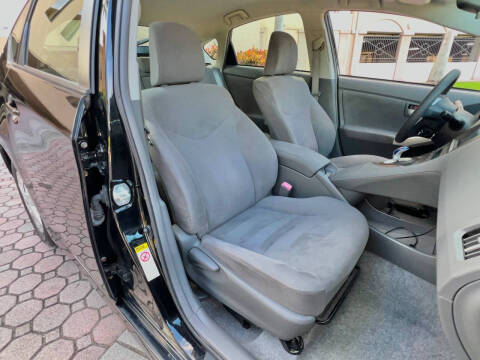 2010 Toyota Prius II