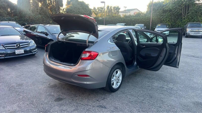 2018 Chevrolet Cruze LT Auto