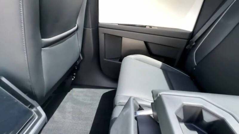 2024 Tesla Cybertruck