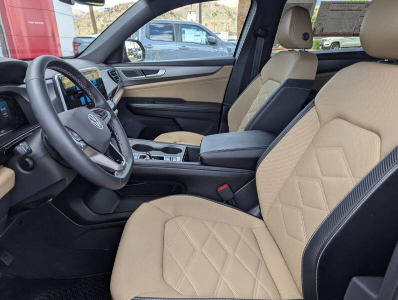 2024 Volkswagen Atlas Cross Sport SE 4Motion