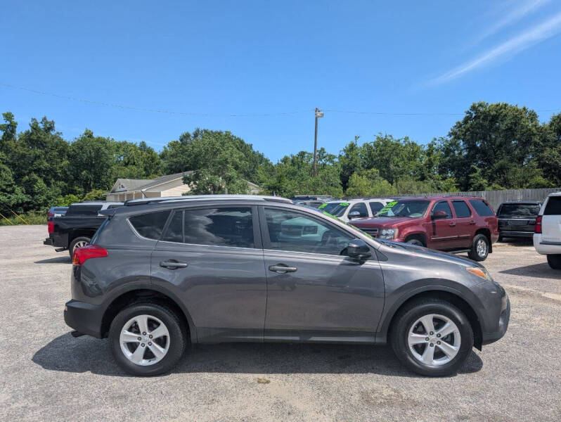 2013 Toyota RAV4 LE