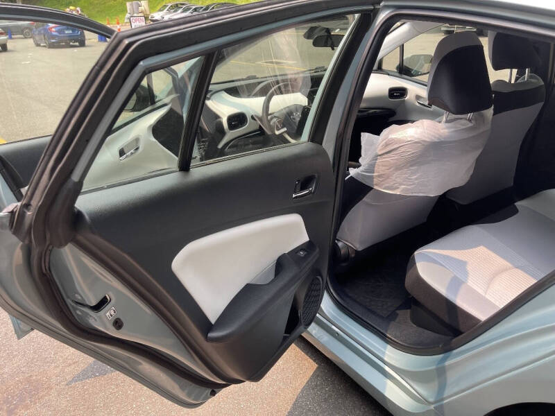 2018 Toyota Prius One
