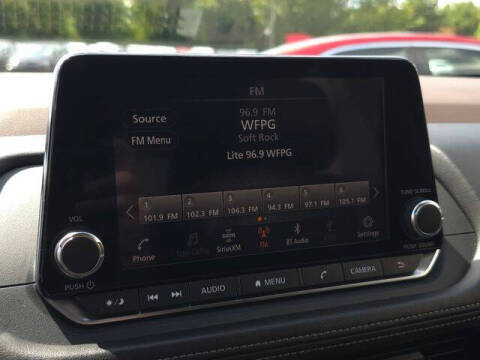 2022 Nissan Rogue SL