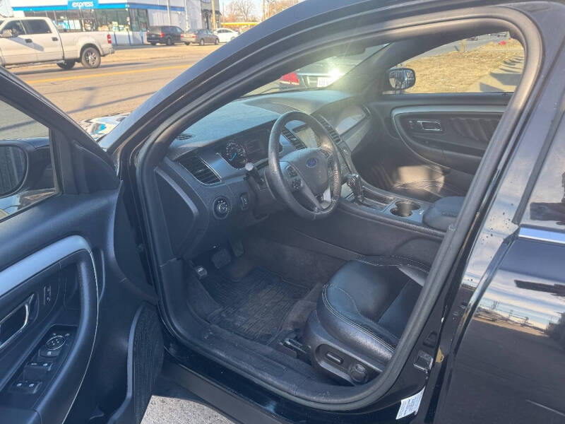 2018 Ford Taurus SEL