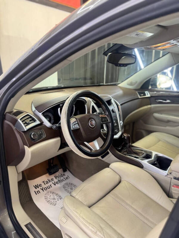 2011 Cadillac SRX Luxury Collection