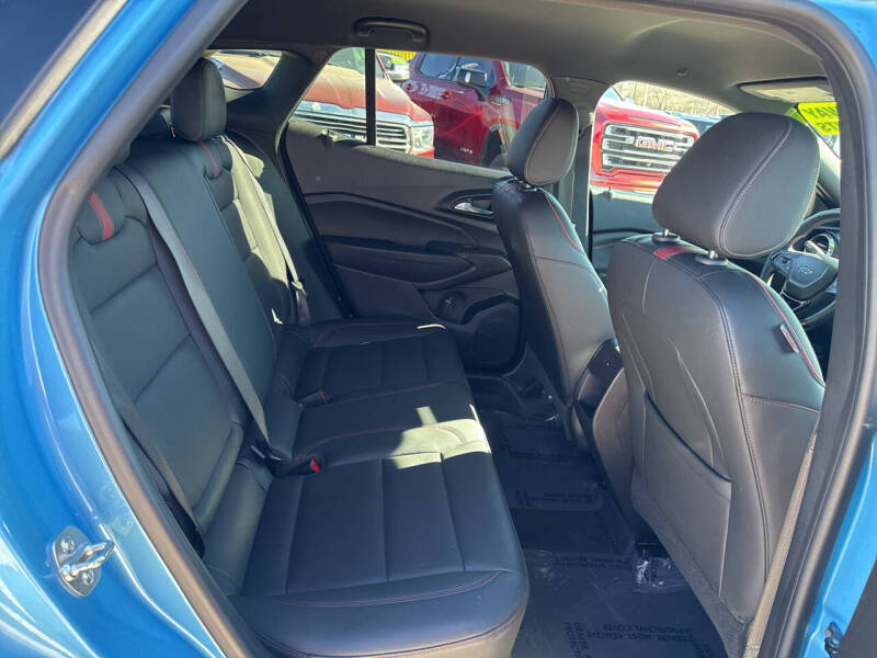 2025 Chevrolet Trax RS