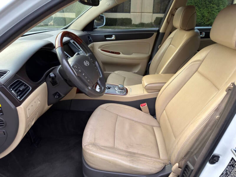 2012 Hyundai Genesis 4.6L V8