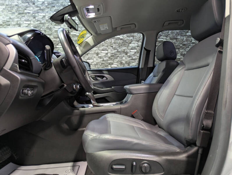 2020 Chevrolet Traverse LT Leather