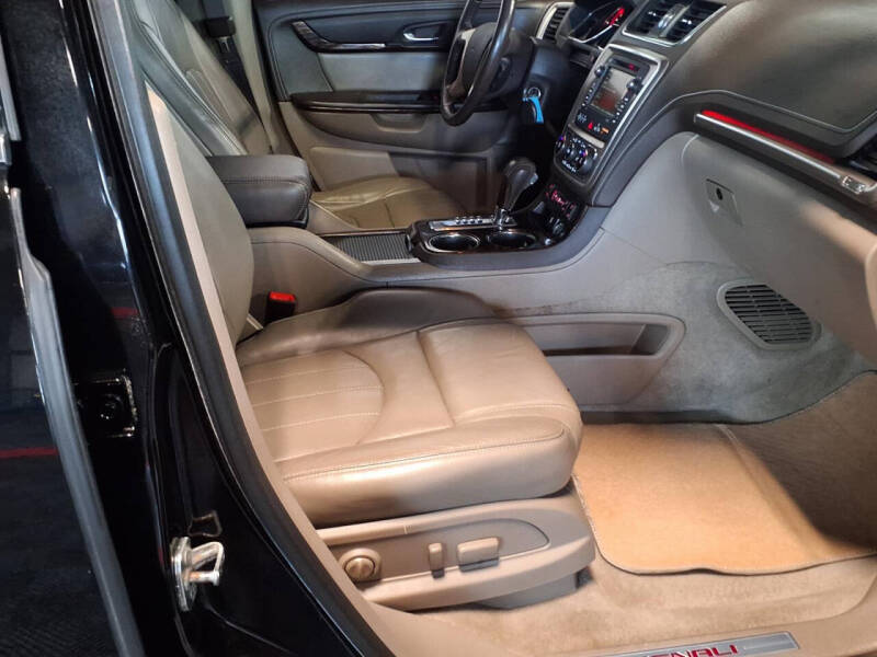 2016 GMC Acadia Denali