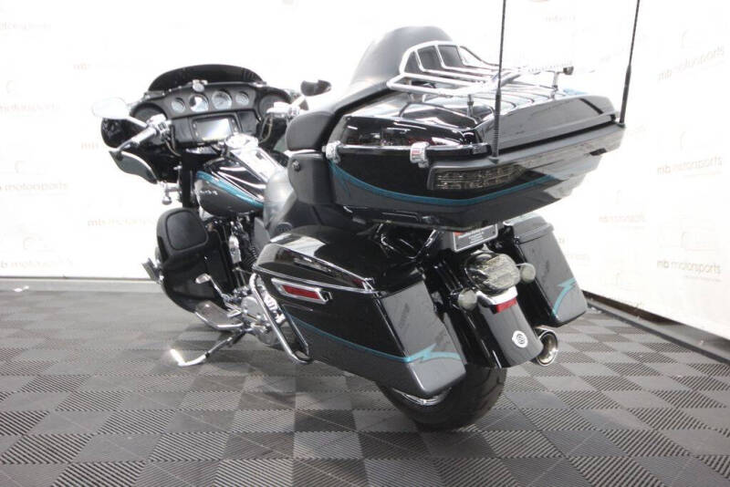 2015 Harley-Davidson CVO Limited