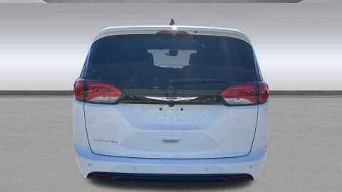 2026 Chrysler Voyager LX