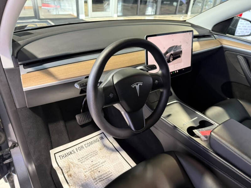 2023 Tesla Model Y Long Range