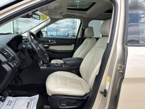 2017 Ford Explorer Platinum