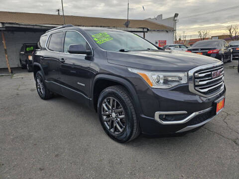 2017 GMC Acadia SLT-1