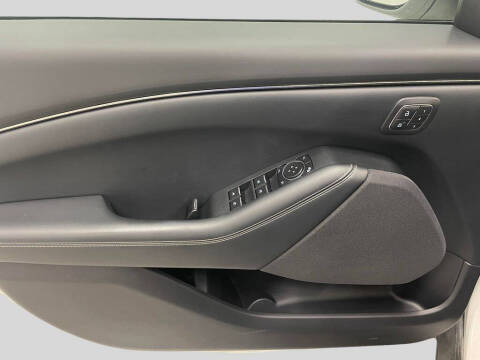 2021 Ford Mustang Mach-E Select