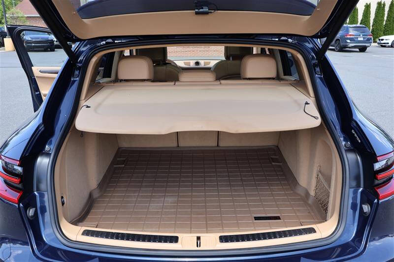 2016 Porsche Macan Turbo