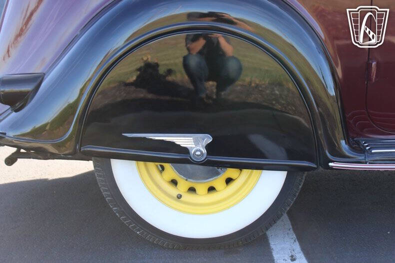 1936 Chrysler Airflow