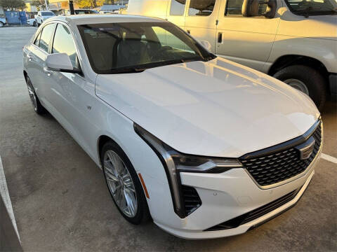 2023 Cadillac CT4 Premium Luxury