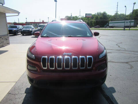 2016 Jeep Cherokee for sale at Burgess Motors Inc in Michigan City IN