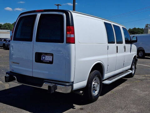 2024 Chevrolet Express 2500