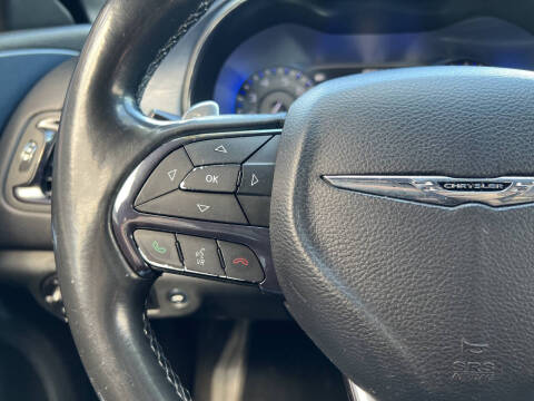 2015 Chrysler 200 S