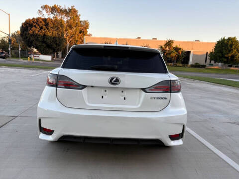 2016 Lexus CT 200h